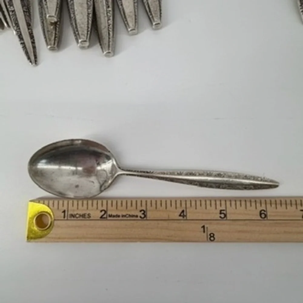 Towle 1968 Candleglow Stainless Flatware Set 27pc Textured MCM Mid-Century